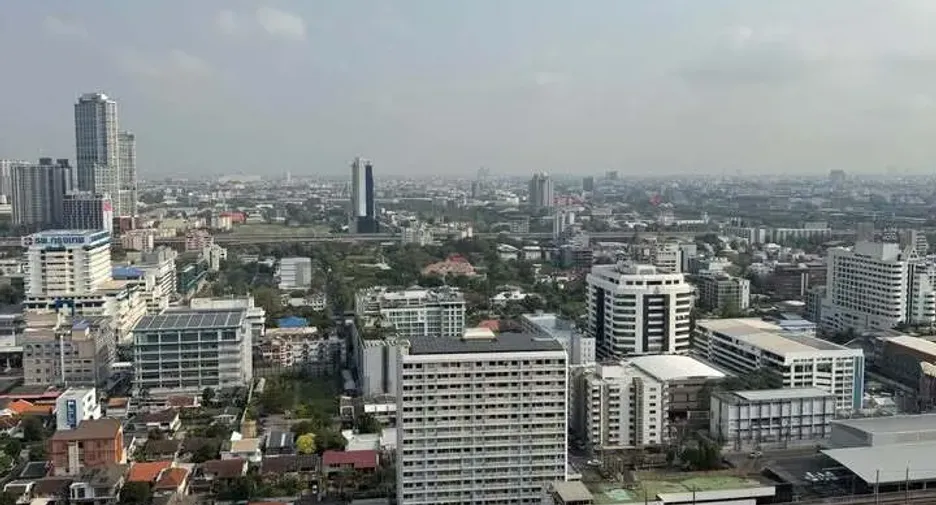 For rent 1 bed condo in Watthana, Bangkok