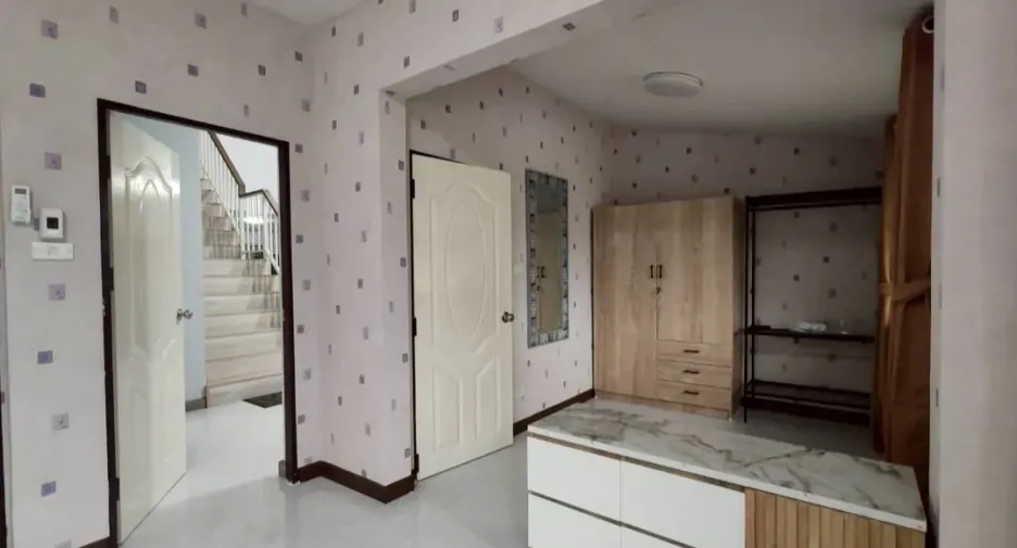 For sale 3 bedrooms house in Mueang Chiang Mai, Chiang Mai