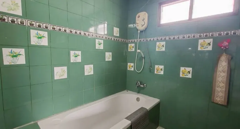 For sale 3 bedrooms house in Mueang Chiang Mai, Chiang Mai