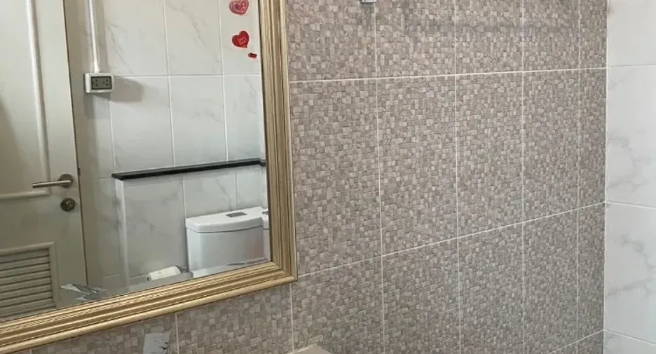 For sale 4 bedrooms house in Lat Krabang, Bangkok