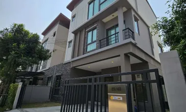 For sale そして for rent 4 ベッドルーム house in Saphan Sung, Bangkok