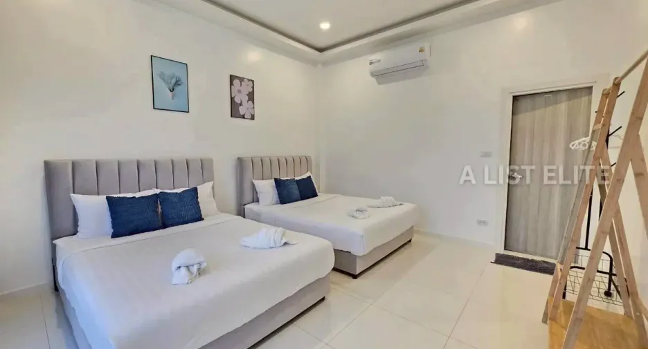 Casa en alquiler de 5 habitaciones en Bang Lamung, Chonburi