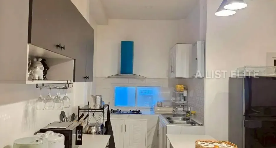 Casa en alquiler de 5 habitaciones en Bang Lamung, Chonburi