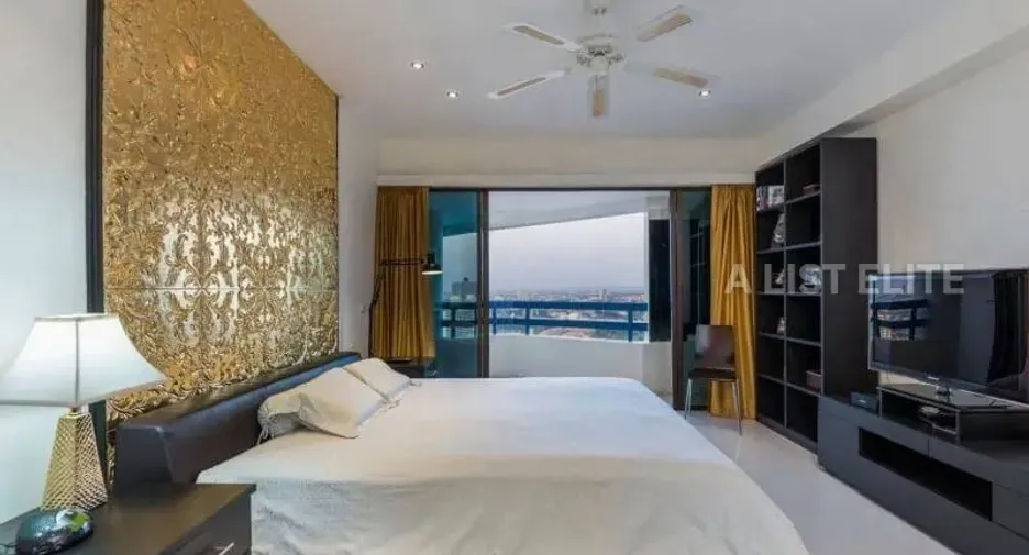 À vendre 3 chambres condo à Bang Lamung, Chonburi