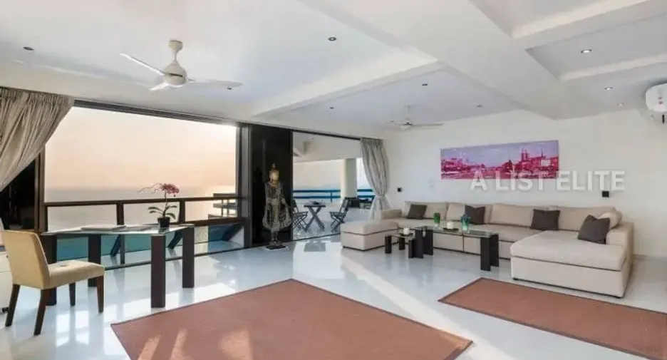 À vendre 3 chambres condo à Bang Lamung, Chonburi