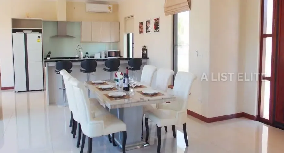 For sale 4 ベッドルーム house in Bang Lamung, Chonburi