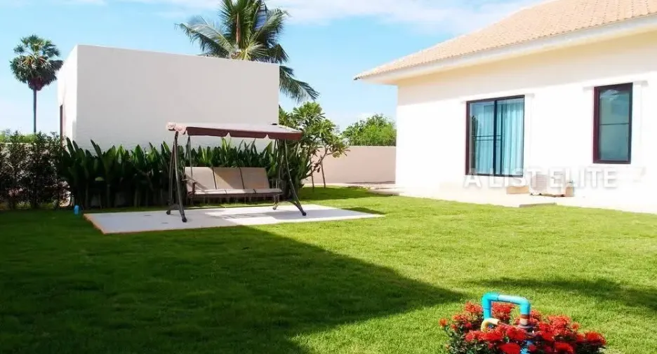 For sale 4 ベッドルーム house in Bang Lamung, Chonburi
