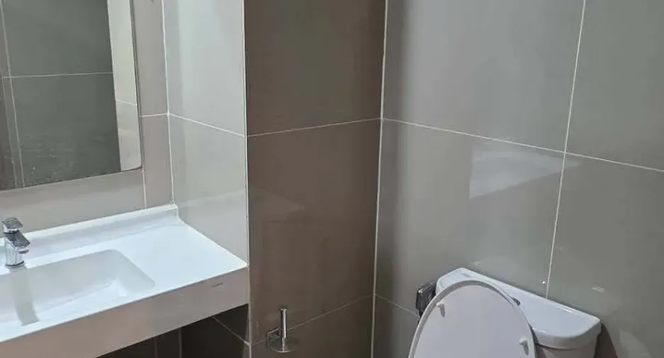 Wohnung zum Kauf und zur Miete mit 1 Zimmer in Huai Khwang, Bangkok