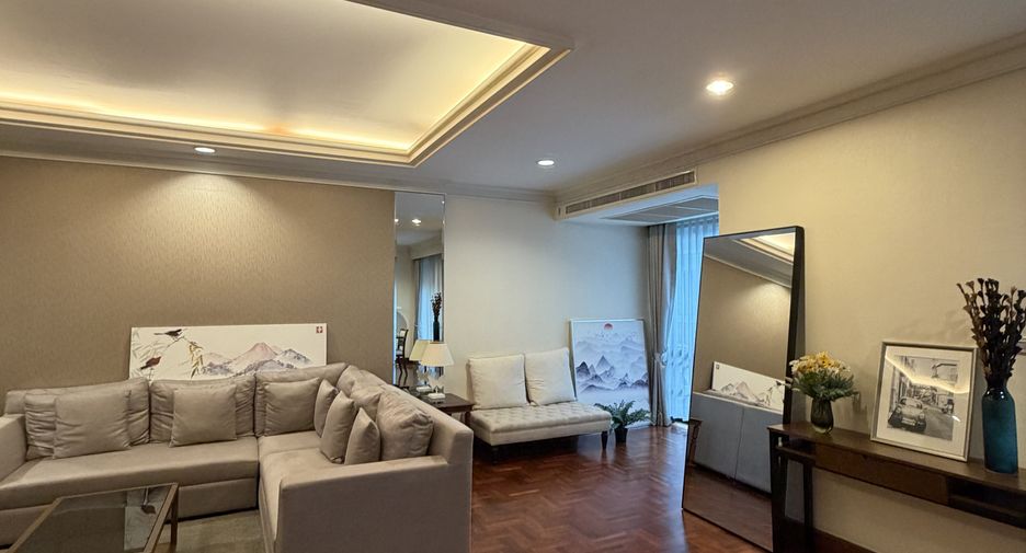 À louer 2 chambres condo à Pathum Wan, Bangkok