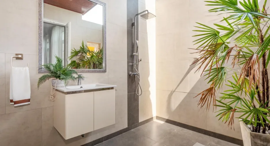 For sale 6 ベッドルーム villa in Bang Lamung, Chonburi