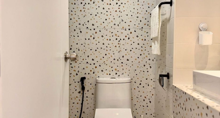 For sale studio condo in Mueang Chiang Mai, Chiang Mai