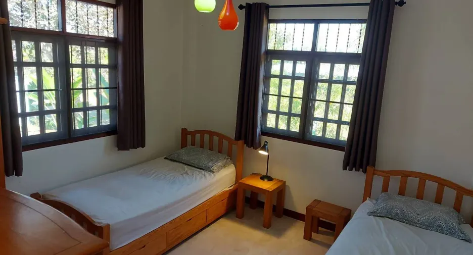 Casa en venta de 3 habitaciones en Prasat, Surin