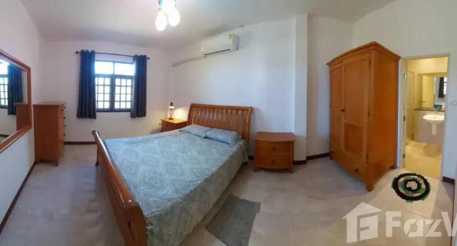 Casa en venta de 3 habitaciones en Prasat, Surin
