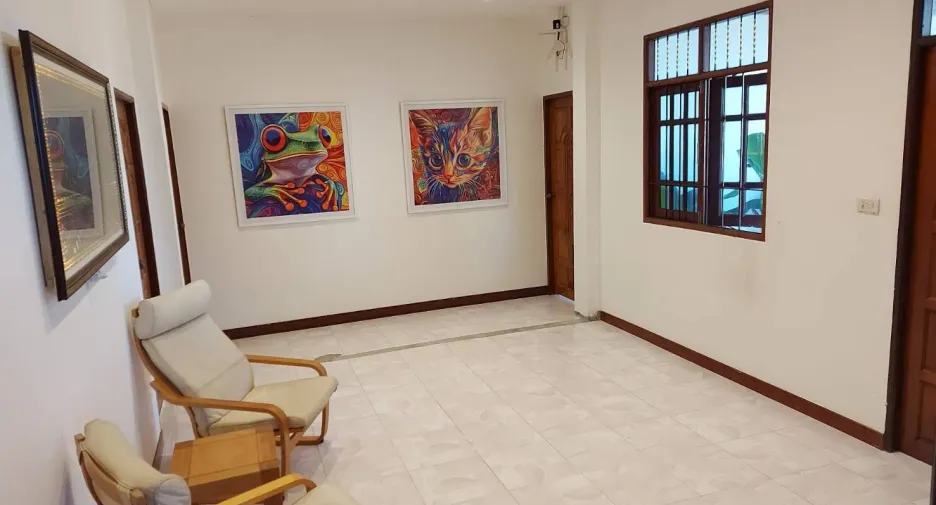 Casa en venta de 3 habitaciones en Prasat, Surin