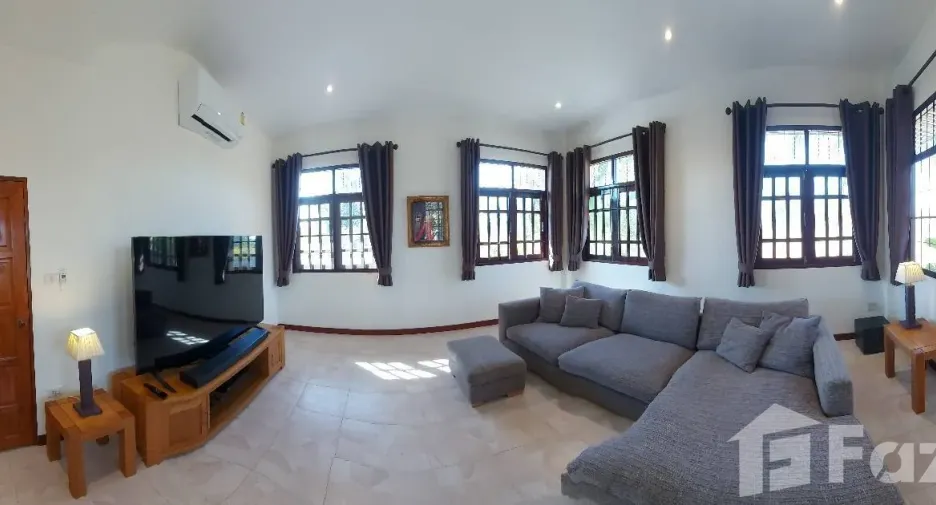 Casa en venta de 3 habitaciones en Prasat, Surin