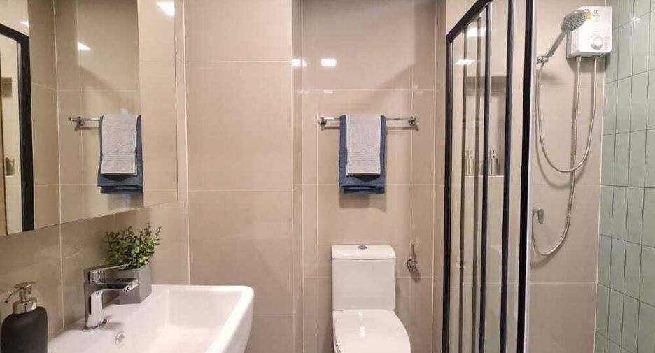 Wohnung zum Kauf mit Studio in Khlong San, Bangkok