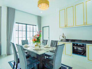 For sale 4 bedrooms house in Bang Lamung, Chonburi