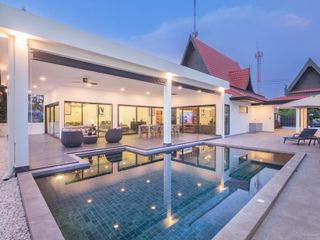 À louer 5 chambres maison à Bang Lamung, Chonburi