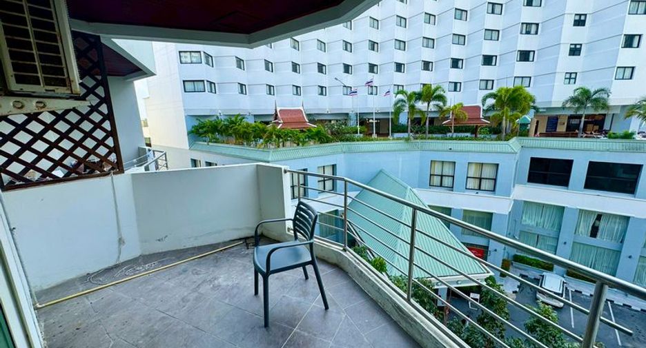 For sale 2 bedrooms condo in Jomtien, Pattaya