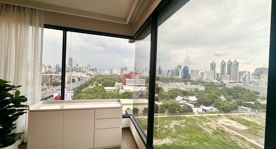 À vendre et à louer 2 chambres condo à Khlong Toei, Bangkok