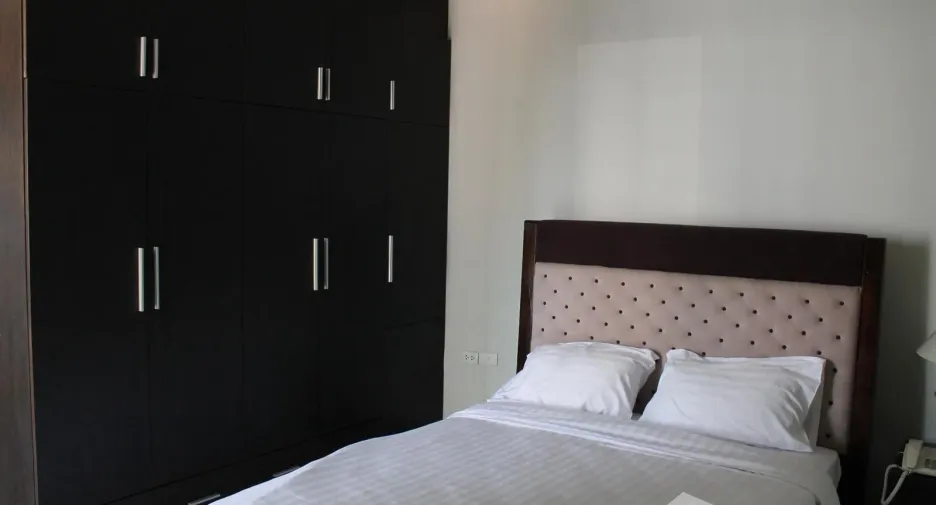 For rent 4 bedrooms apartment in Sathon, Bangkok