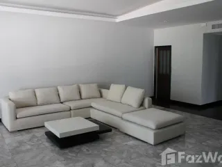À louer 4 chambres appartement à Sathon, Bangkok