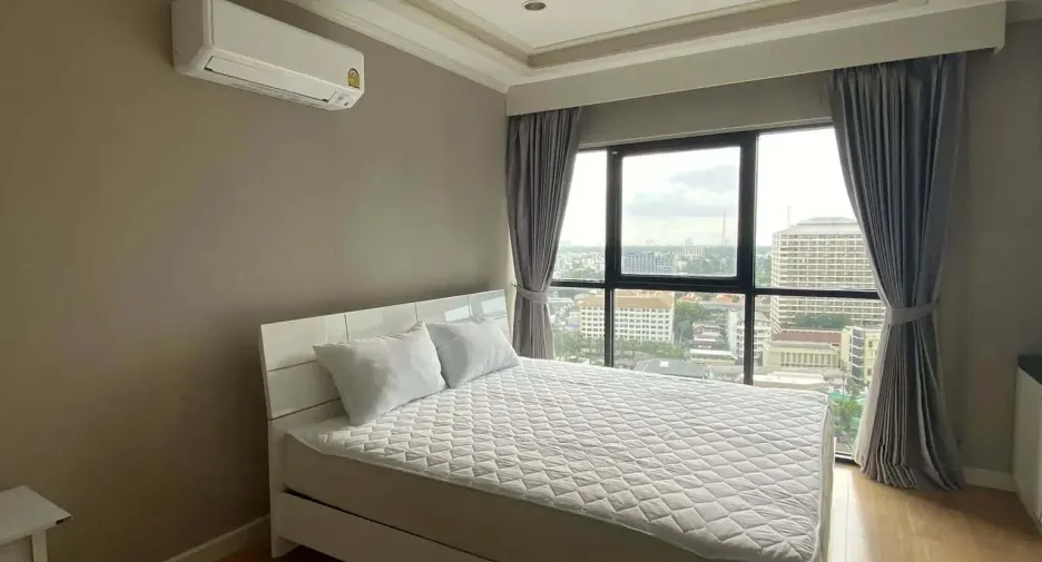 Wohnung zum Kauf mit 2 Zimmer in Sathon, Bangkok