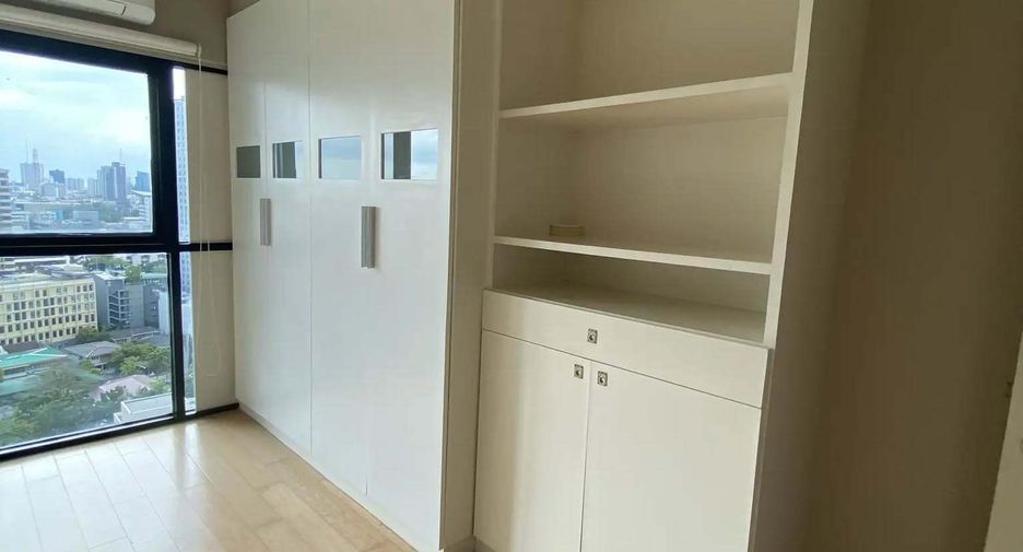 À vendre 2 chambres condo à Sathon, Bangkok