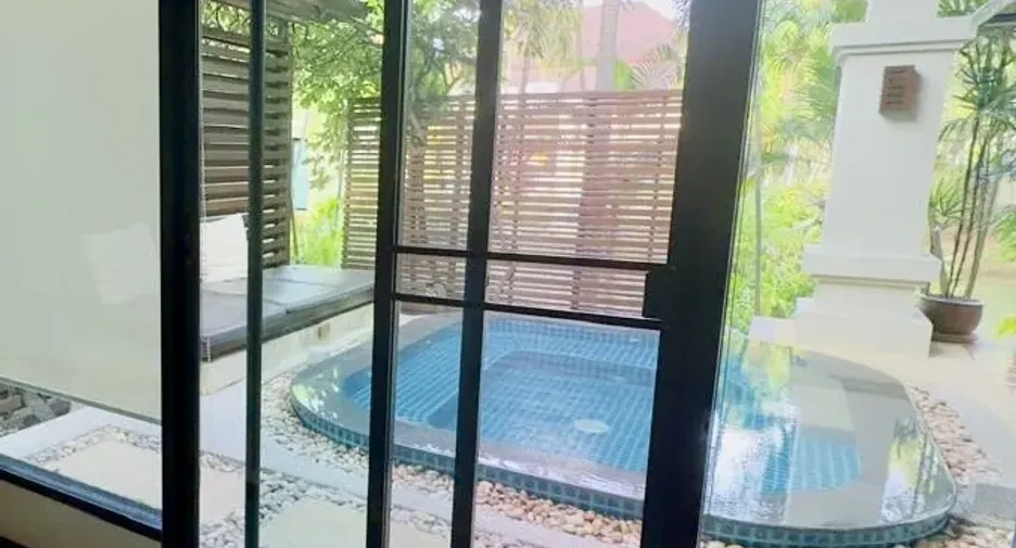 Villa zum Kauf mit 1 Zimmer in Mueang Phuket, Phuket