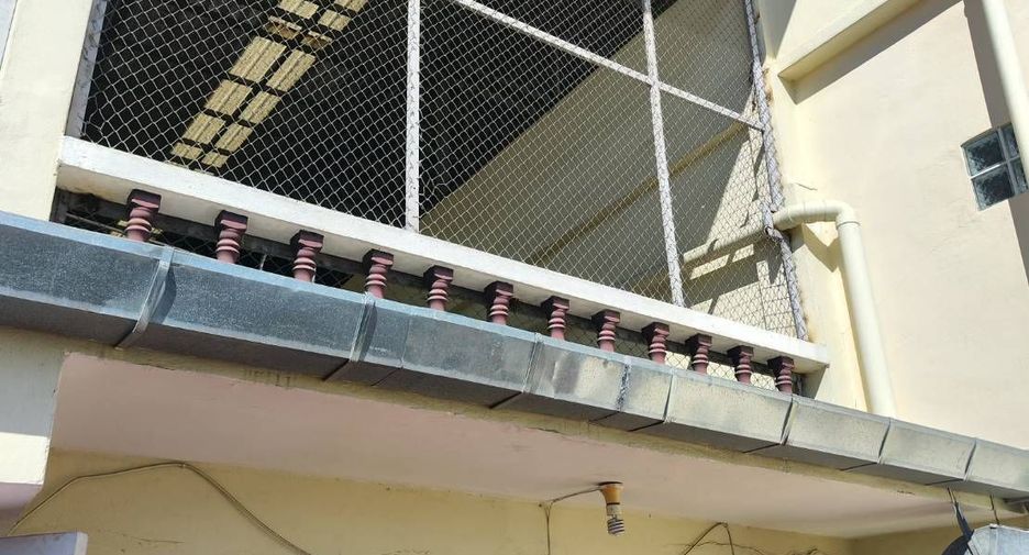 Local comercial en venta de 7 habitaciones en Mueang Chiang Mai, Chiang Mai