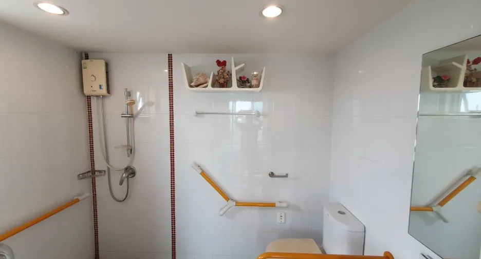 Wohnung zum Kauf und zur Miete mit Studio in Bang Lamung, Chonburi