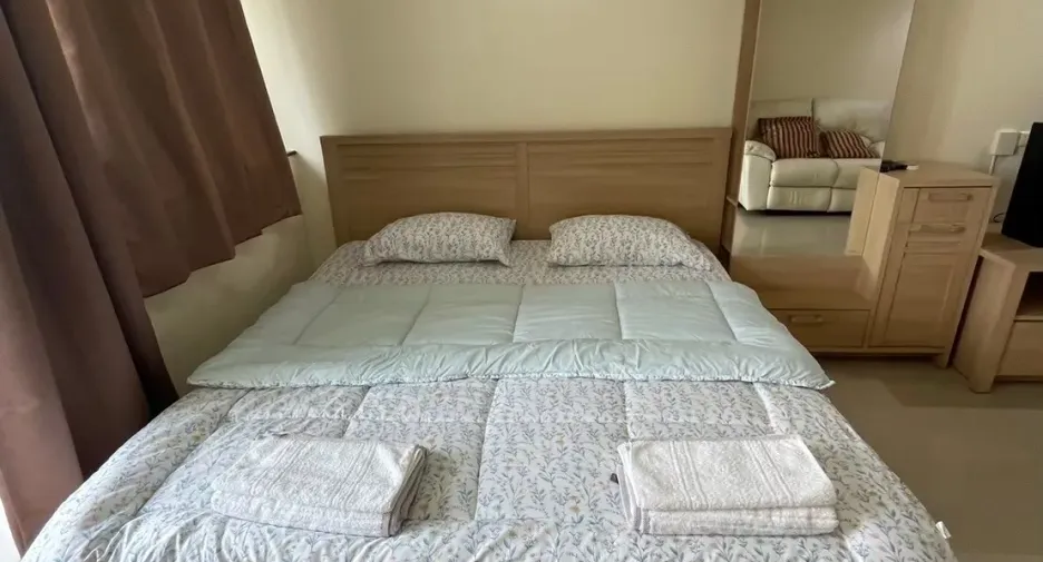 For rent 1 bed condo in Sathon, Bangkok