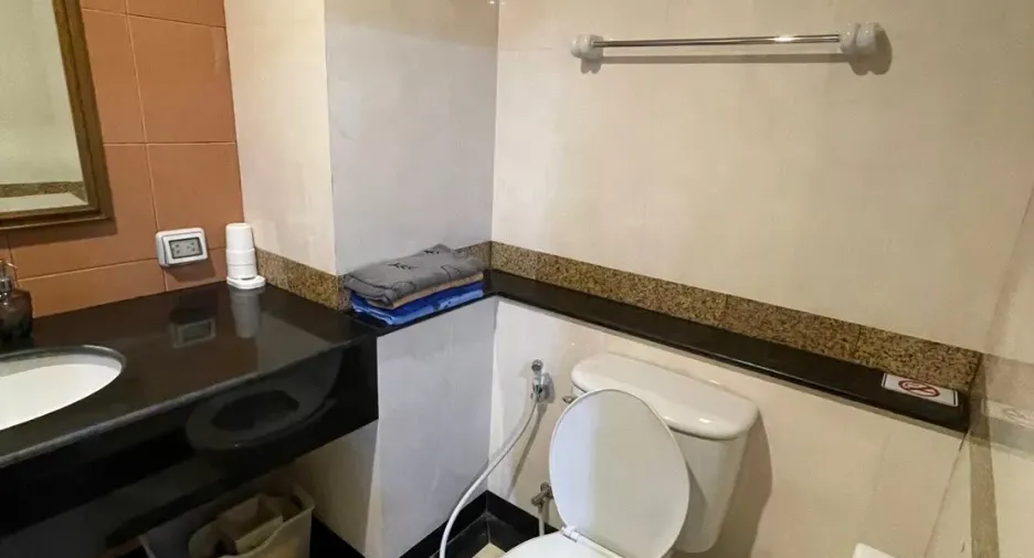 For rent 1 bed condo in Sathon, Bangkok