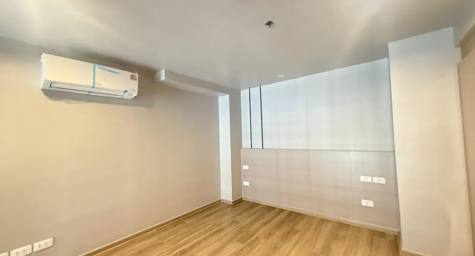 Wohnung zum Kauf mit Studio in Khlong Toei, Bangkok