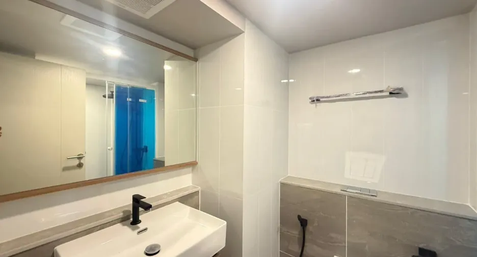 Wohnung zum Kauf mit Studio in Khlong Toei, Bangkok