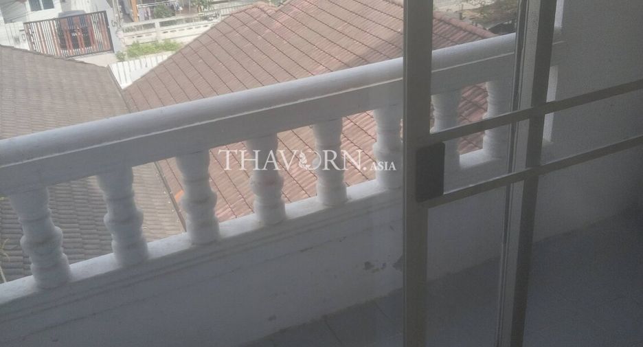 For sale studio condo in Bang Lamung, Chonburi