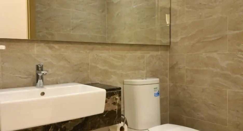 For sale and for rent 2 bedrooms condo in Huai Khwang, Bangkok