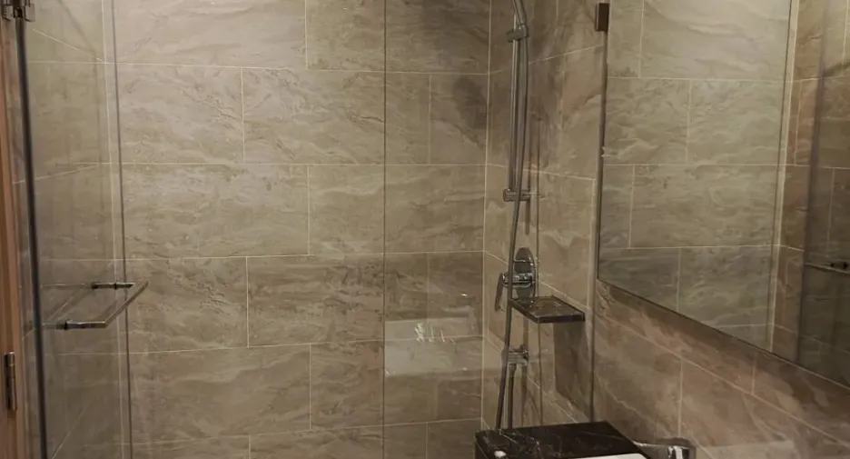 For sale and for rent 2 bedrooms condo in Huai Khwang, Bangkok