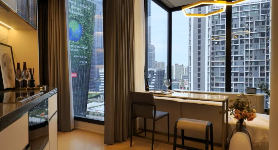 For sale and for rent 2 bedrooms condo in Huai Khwang, Bangkok