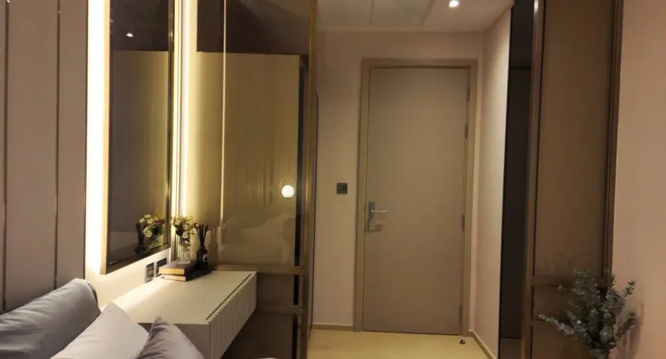 For sale and for rent 2 bedrooms condo in Huai Khwang, Bangkok