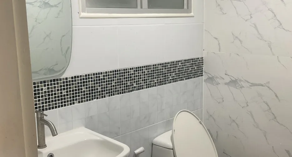 For sale 2 bedrooms townhouse in Lat Krabang, Bangkok