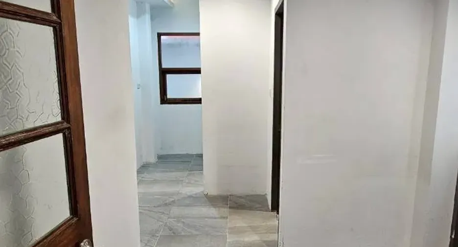 Casa en alquiler de 3 habitaciones en Bang Sue, Bangkok