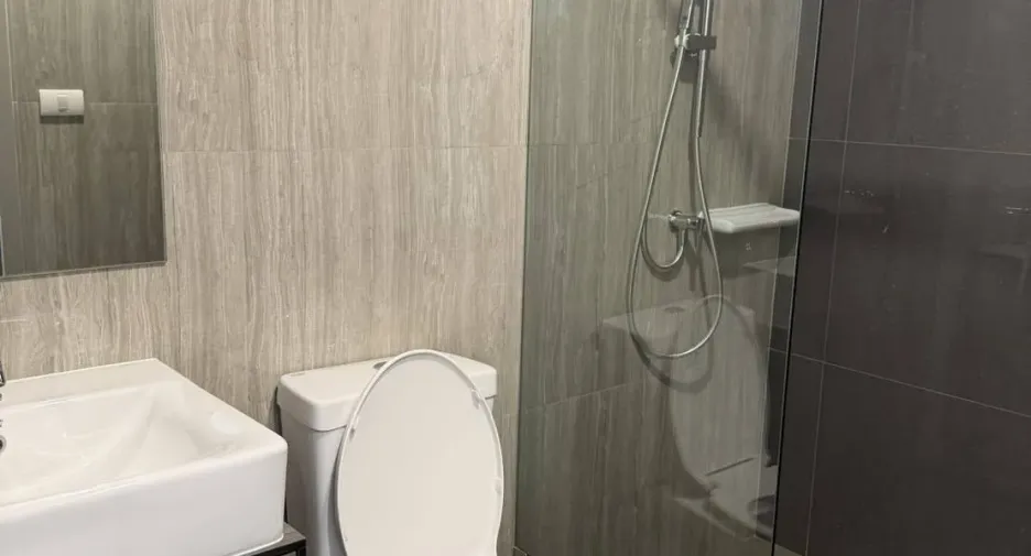 Wohnung zur Miete mit 2 Zimmer in Phasi Charoen, Bangkok