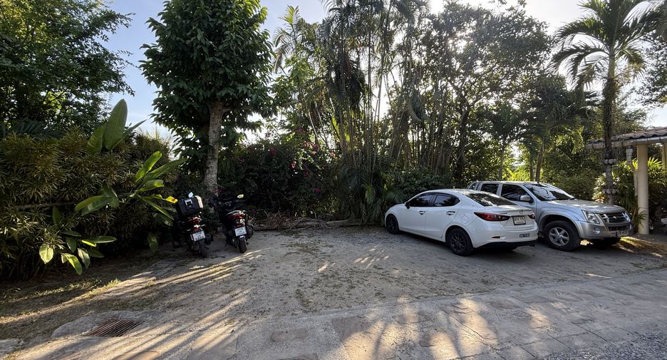 Casa en venta de 6 habitaciones en Thalang, Phuket