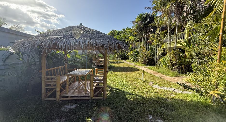 Casa en venta de 6 habitaciones en Thalang, Phuket