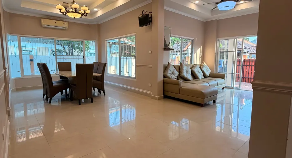 For sale 3 bedrooms house in Bang Lamung, Chonburi