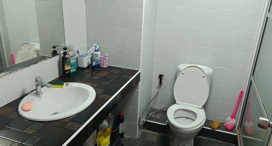 For sale 2 bedrooms condo in Si Racha, Chonburi