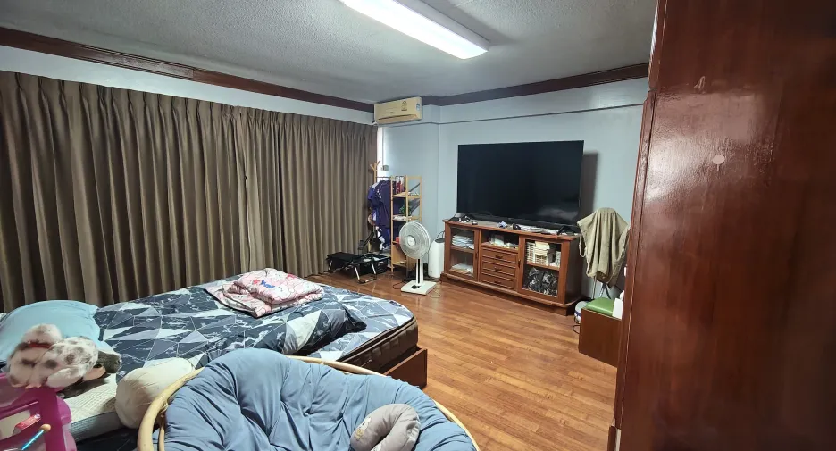 For sale 2 bedrooms condo in Si Racha, Chonburi