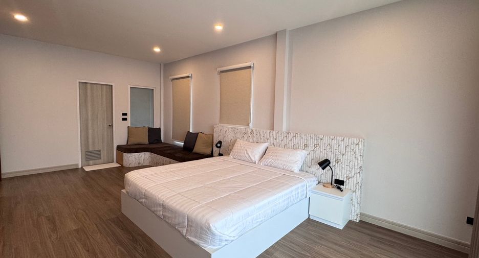 À vendre 5 chambres maison à East Pattaya, Pattaya