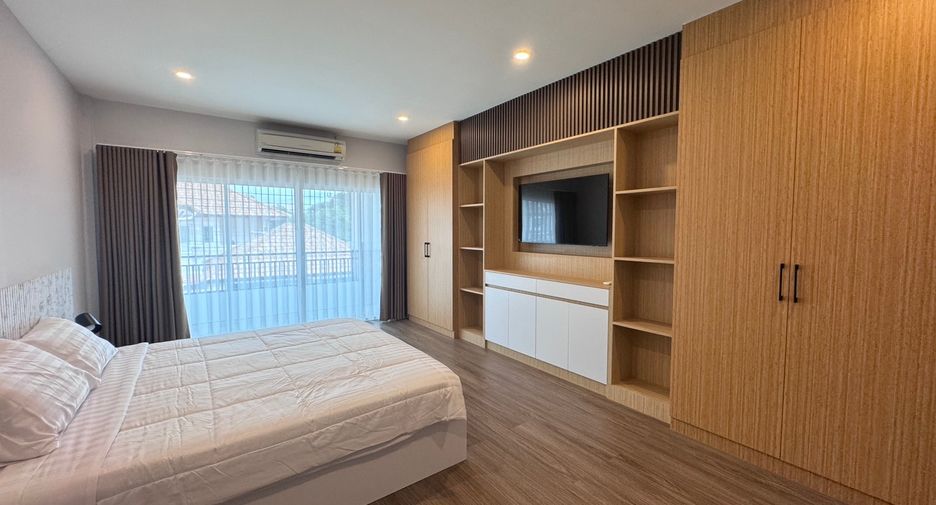 À vendre 5 chambres maison à East Pattaya, Pattaya
